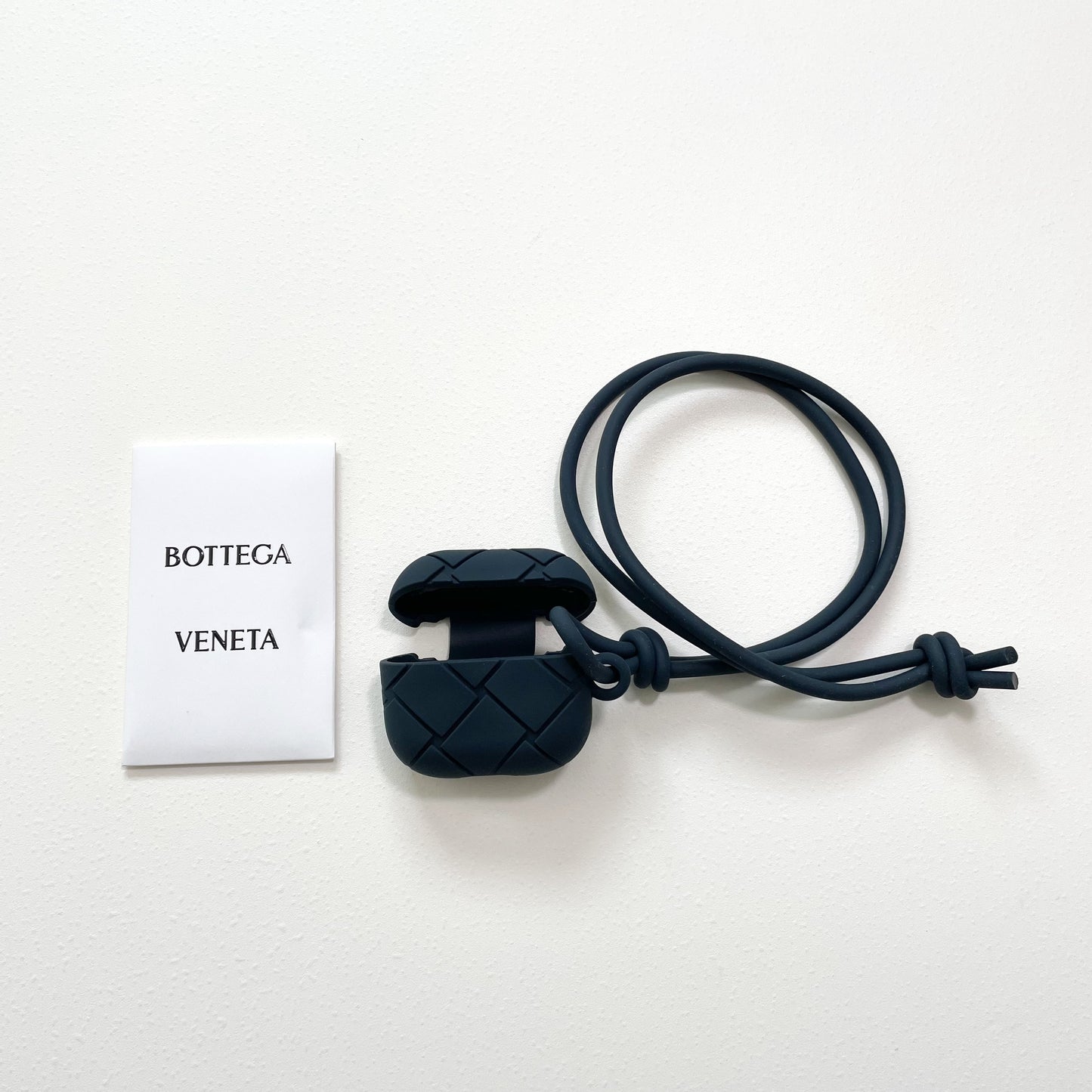BOTTEGA VENETA ボッテガヴェネタ AirPods 第3世代 ケース エアポッツ 青 ブルー イヤホン 新品未使用