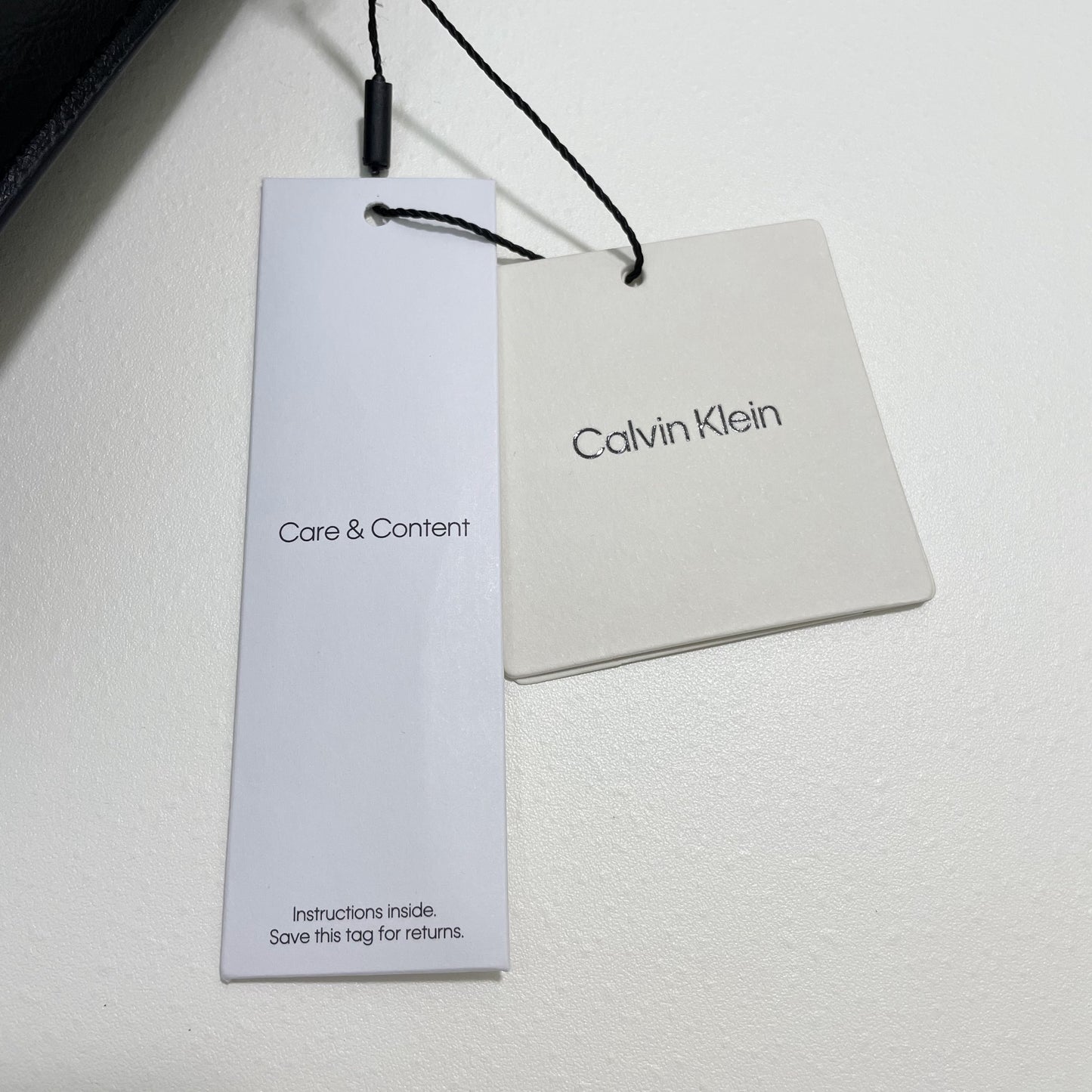 Calvin Klein カルバンクライン ショルダーバッグ 斜め掛け クロスボディバッグ シンプル ロゴ ブラック 新品未使用