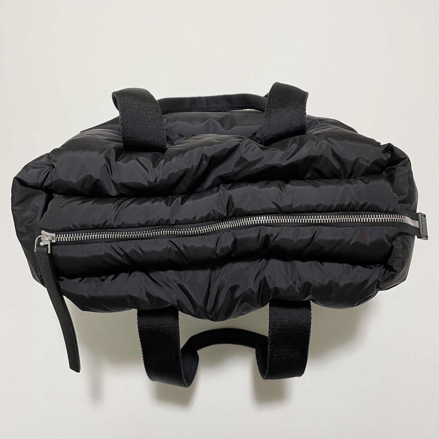MONCLER モンクレール ミニトートバッグ CARADOC ハンドバッグ 手持ち ダウン レディース ロゴ 黒 新品未使用