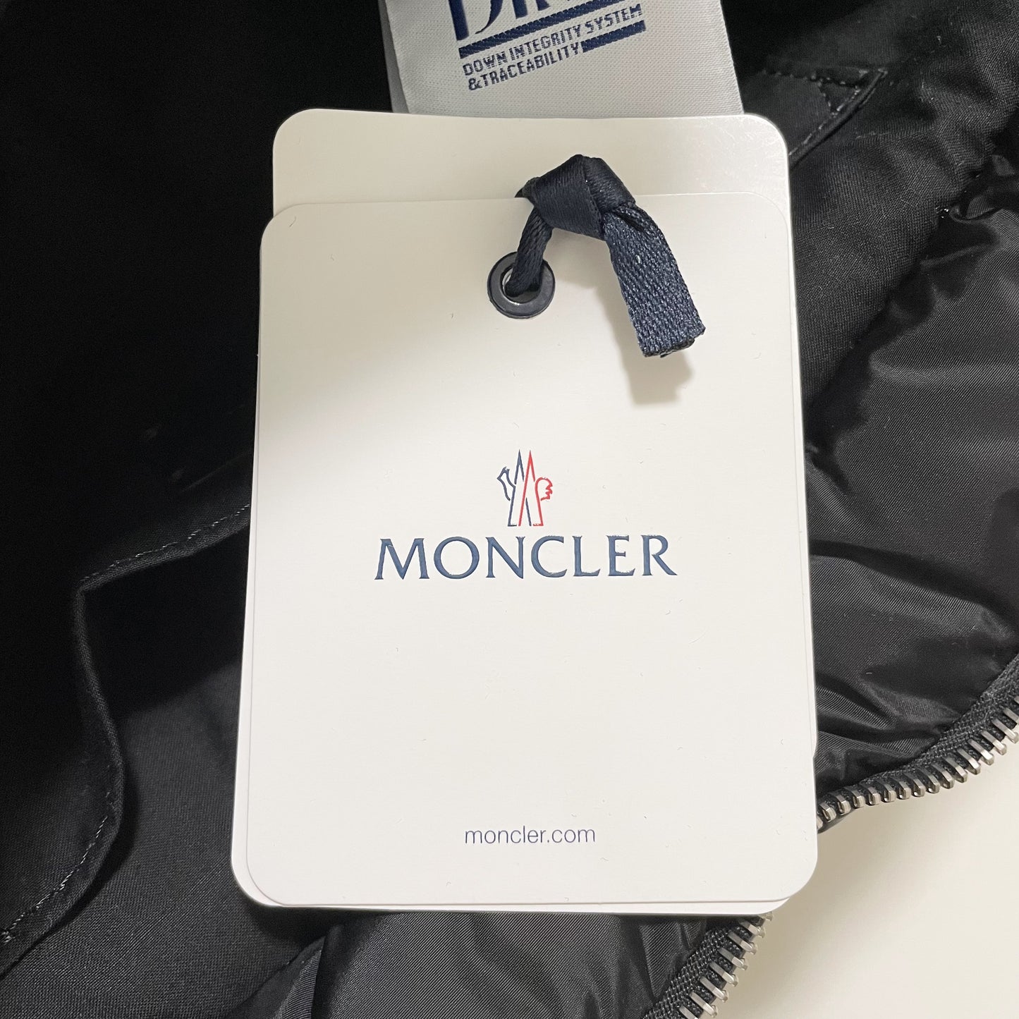 MONCLER モンクレール ミニトートバッグ CARADOC ハンドバッグ 手持ち ダウン レディース ロゴ 黒 新品未使用