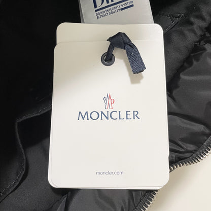 MONCLER モンクレール ミニトートバッグ CARADOC ハンドバッグ 手持ち ダウン レディース ロゴ 黒 新品未使用