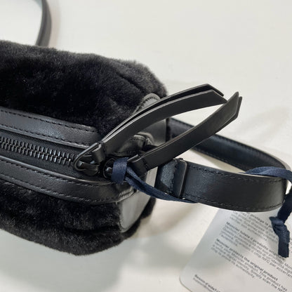 MONCLER モンクレール ショルダーバッグ ファー ダウン レディース KEONI NEW ロゴ 黒 ブラック 新品未使用