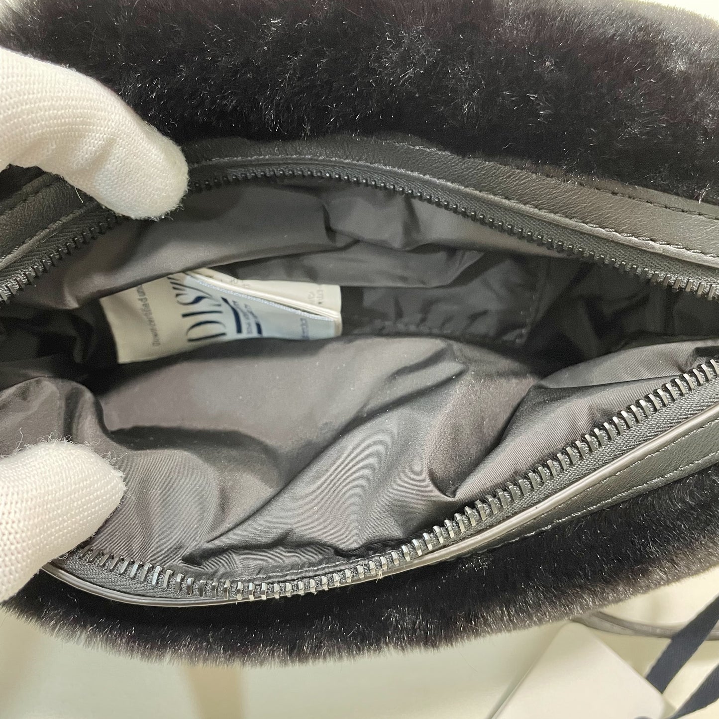 MONCLER モンクレール ショルダーバッグ ファー ダウン レディース KEONI NEW ロゴ 黒 ブラック 新品未使用