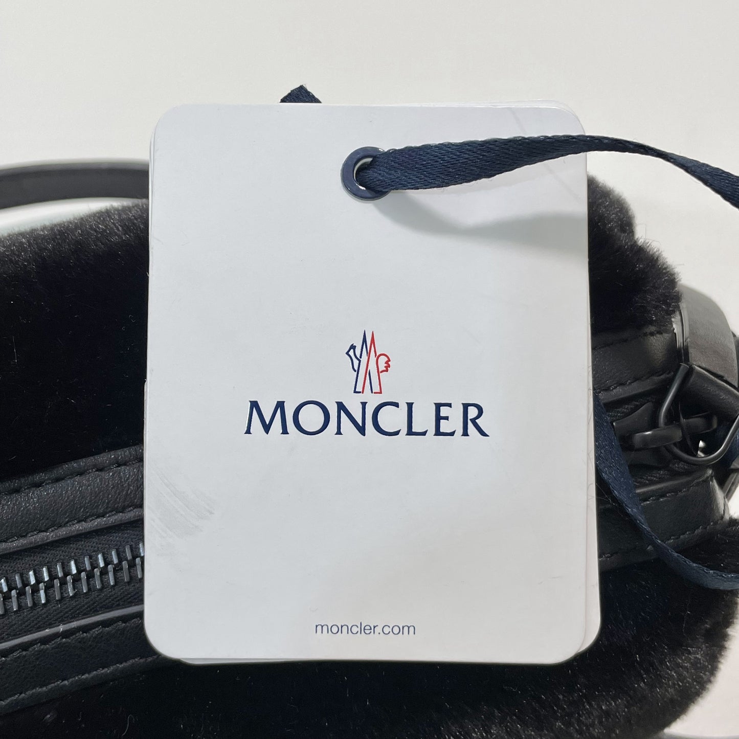 MONCLER モンクレール ショルダーバッグ ファー ダウン レディース KEONI NEW ロゴ 黒 ブラック 新品未使用