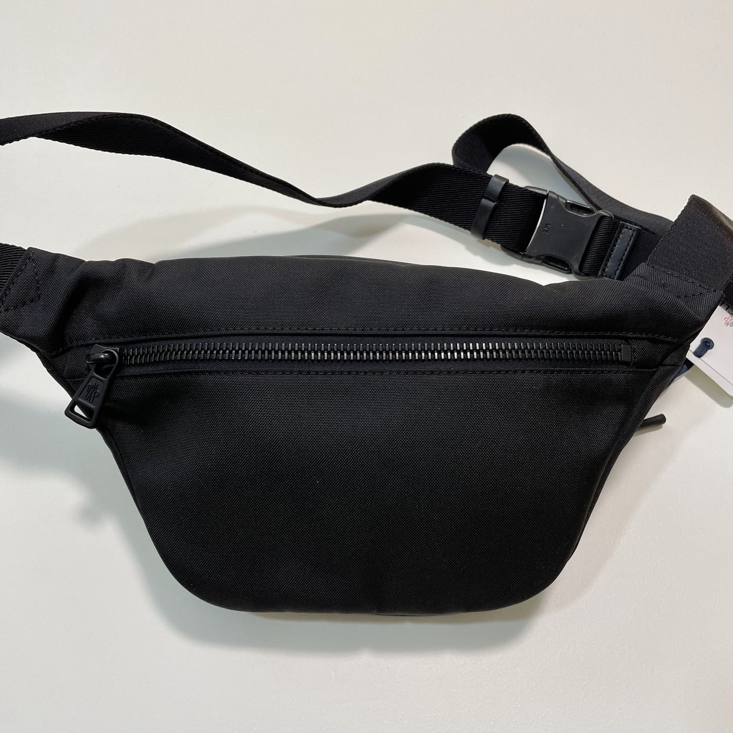 MONCLER モンクレール ボディバッグ 無地 ナイロン ウエストバッグ ベルトバッグ DURANCE ロゴ 黒 新品未使用