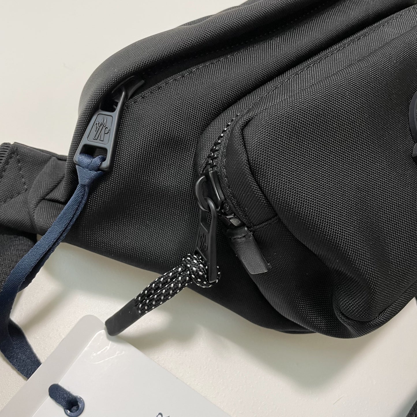 MONCLER モンクレール ボディバッグ 無地 ナイロン ウエストバッグ ベルトバッグ DURANCE ロゴ 黒 新品未使用