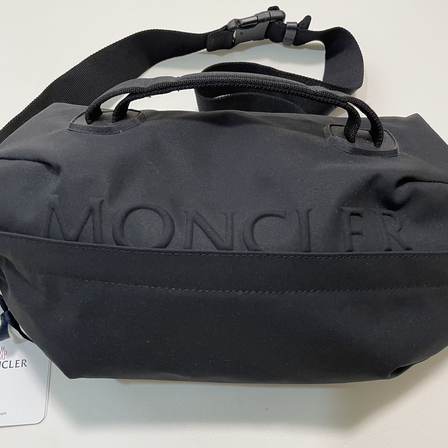 MONCLER モンクレール ボディバッグ ウエストバッグ ウエストポーチ ベルト メンズ レディース シンプル ロゴ ブラック