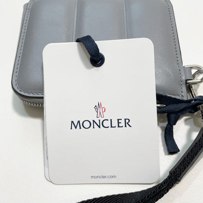 MONCLER モンクレール ミニ財布 コインケース 小銭入れ ウォレット コンパクト レザー メンズ シンプル ロゴ グレー
