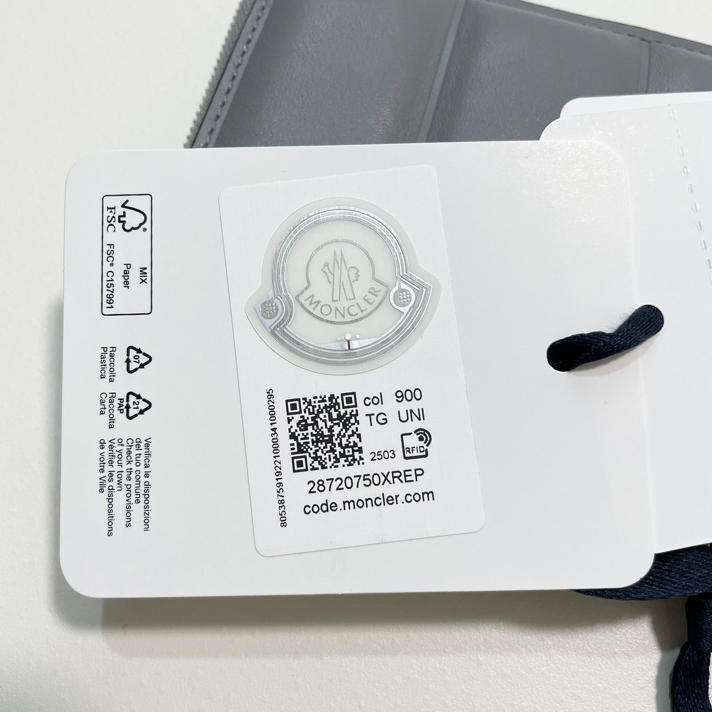 MONCLER モンクレール ミニ財布 コインケース 小銭入れ ウォレット コンパクト レザー メンズ シンプル ロゴ グレー