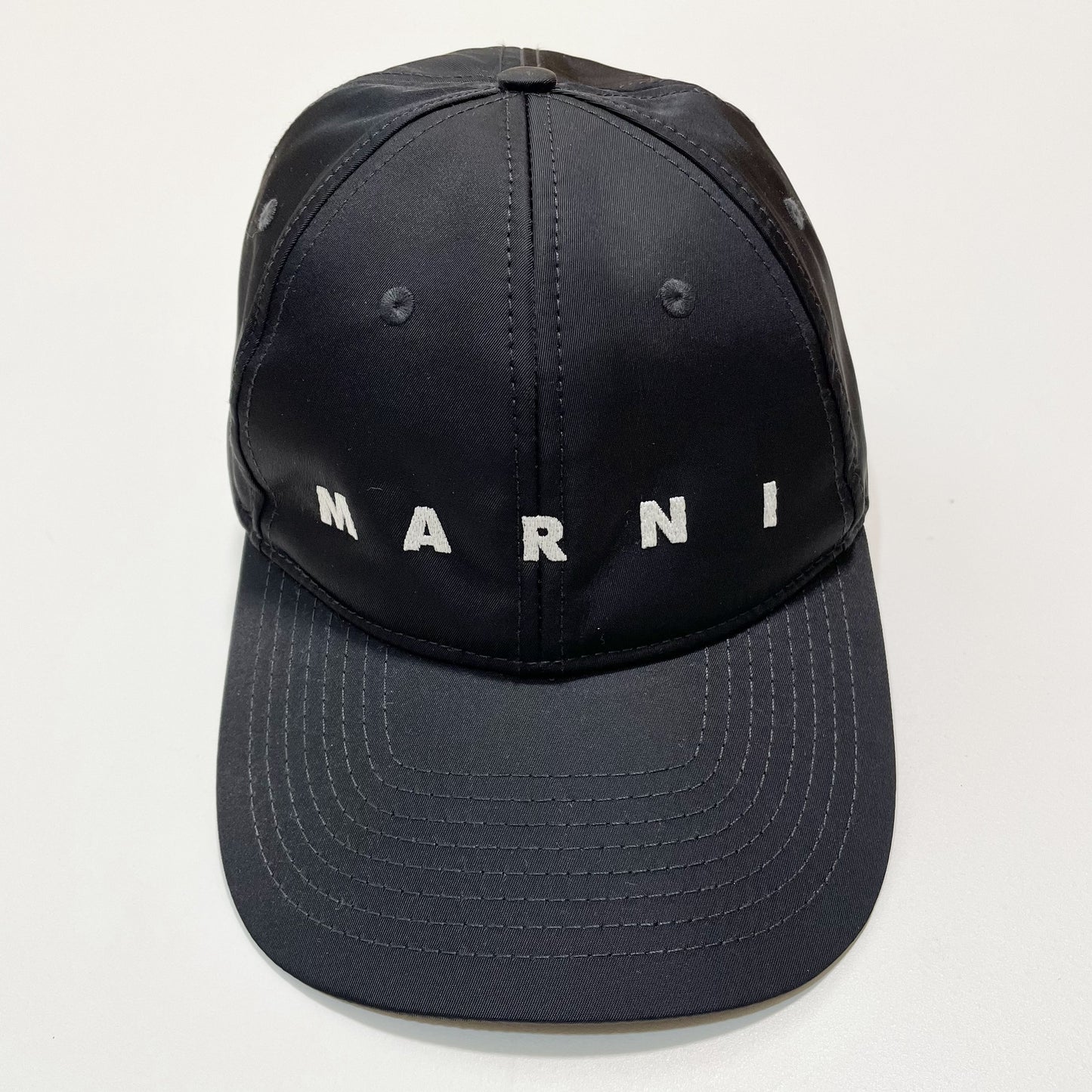 MARNI マルニ ベースボールキャップ レディース メンズ 刺繍 ナイロン 撥水 帽子 シンプル 黒 ブラック 新品未使用