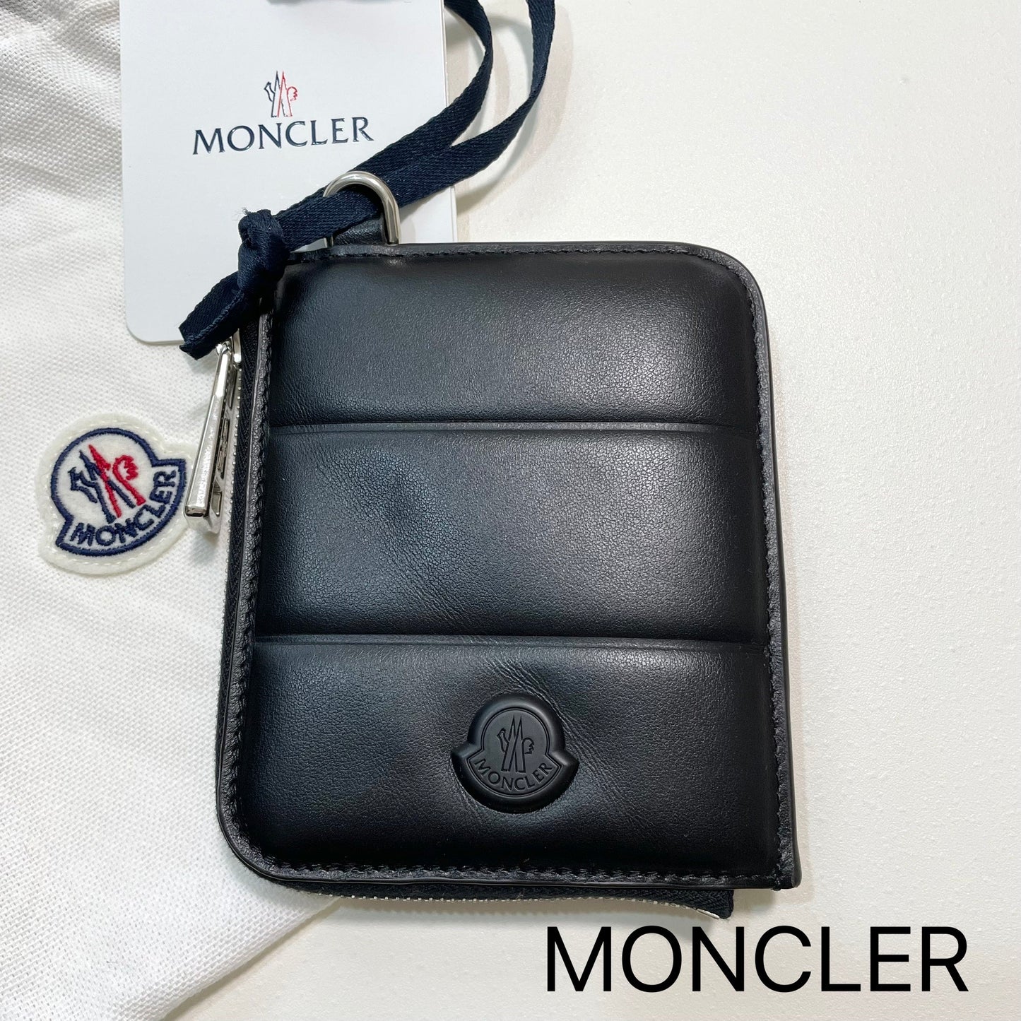 MONCLER モンクレール ミニ財布 コインケース 小銭入れ ウォレット コンパクト レザー メンズ シンプル ロゴ ブラック