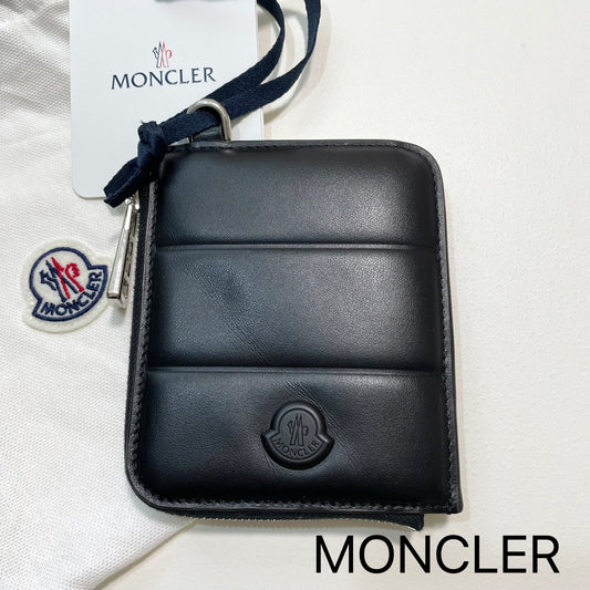 MONCLER モンクレール ミニ財布 コインケース 小銭入れ ウォレット コンパクト レザー メンズ シンプル ロゴ ブラック