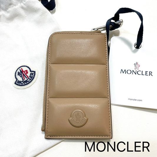 MONCLER モンクレール フラグメントケース コインケース カードケース コンパクト レザー メンズ シンプル ロゴ ベージュ