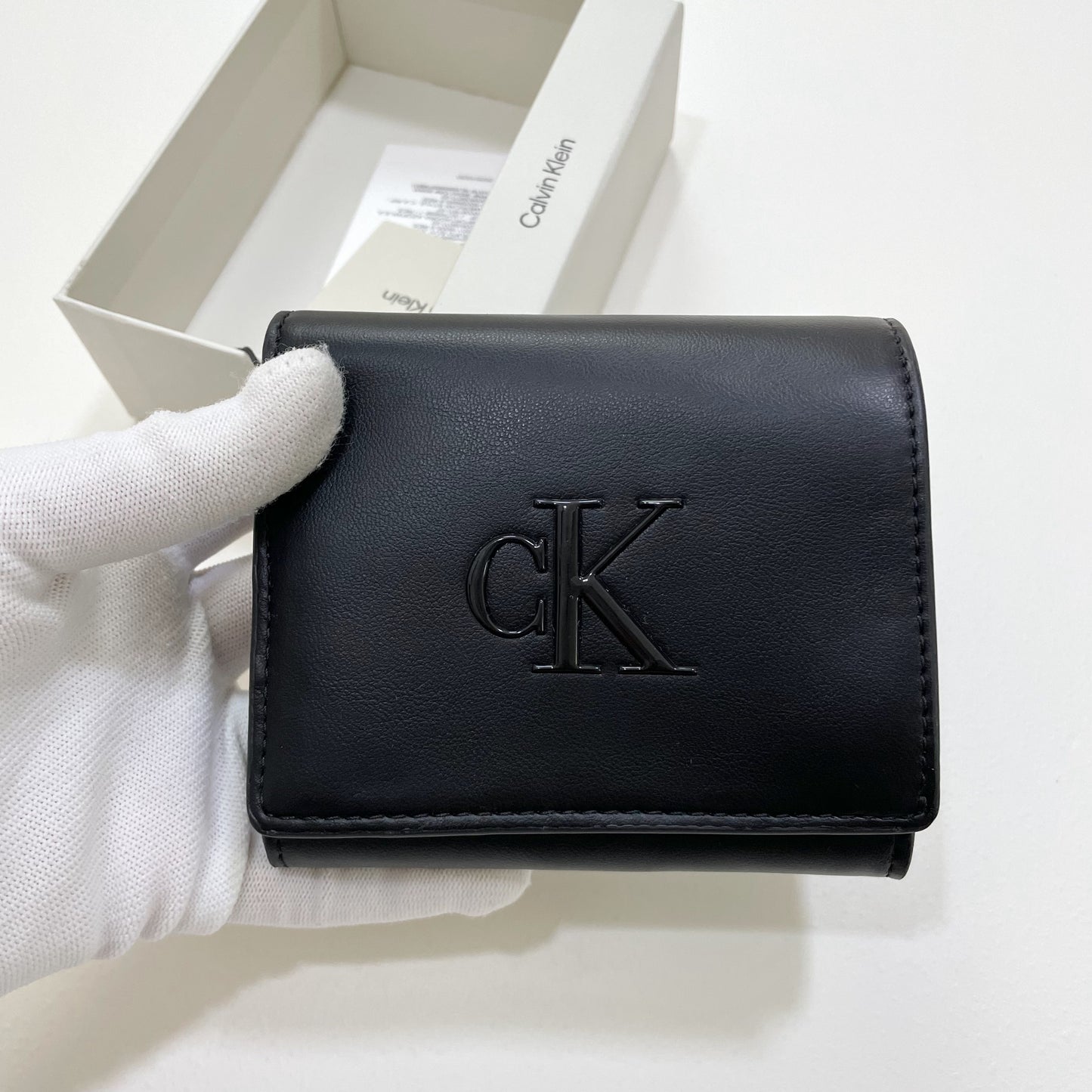 カルバンクライン 財布 二つ折り ウォレット レディース ロゴ シンプル 黒