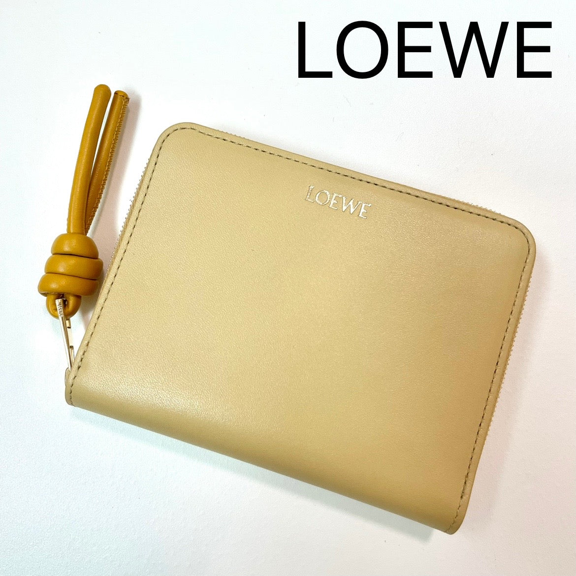 LOEWE ロエベ 財布 ウォレット ノット コンパクト ジップアラウンドレディース シャイニーナパカーフ 黄 イエロー ミニ財布
