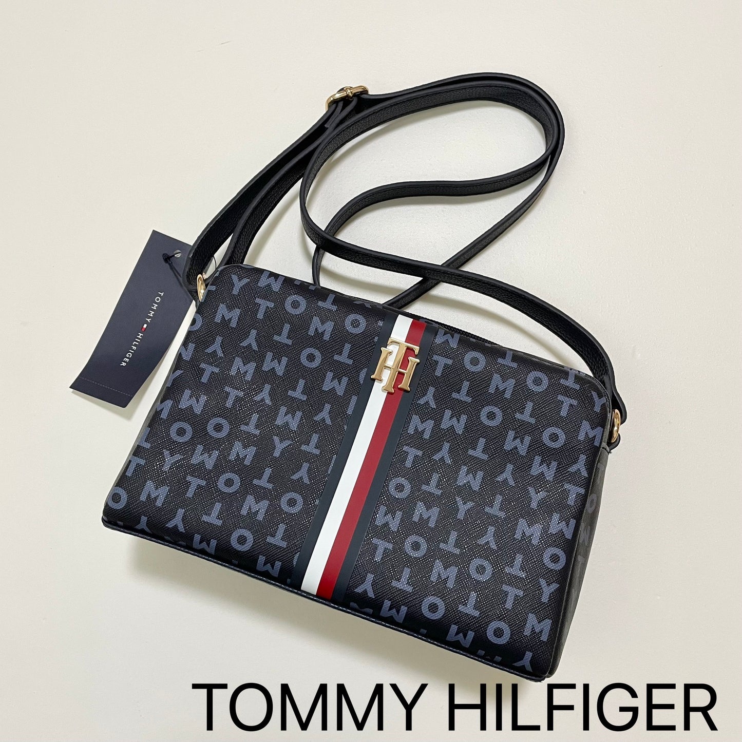 TOMMY HILFIGER トミーヒルフィガー ショルダーバッグ 斜め掛け ミニバッグ レディース トリコロール 総柄 ネイビー