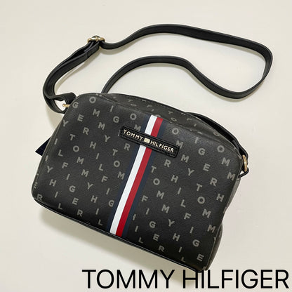 TOMMY HILFIGER トミーヒルフィガー ショルダーバッグ 斜め掛け ミニバッグ レディース トリコロール 総柄 ブラック