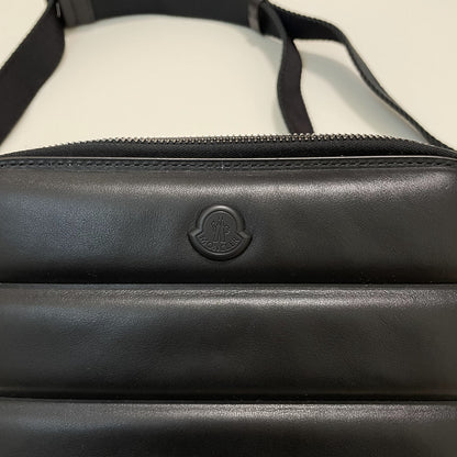 MONCLER モンクレール ショルダーバッグ クロスボディ キルティング 斜め掛け レザー シンプル 黒 ブラック 新品未使用