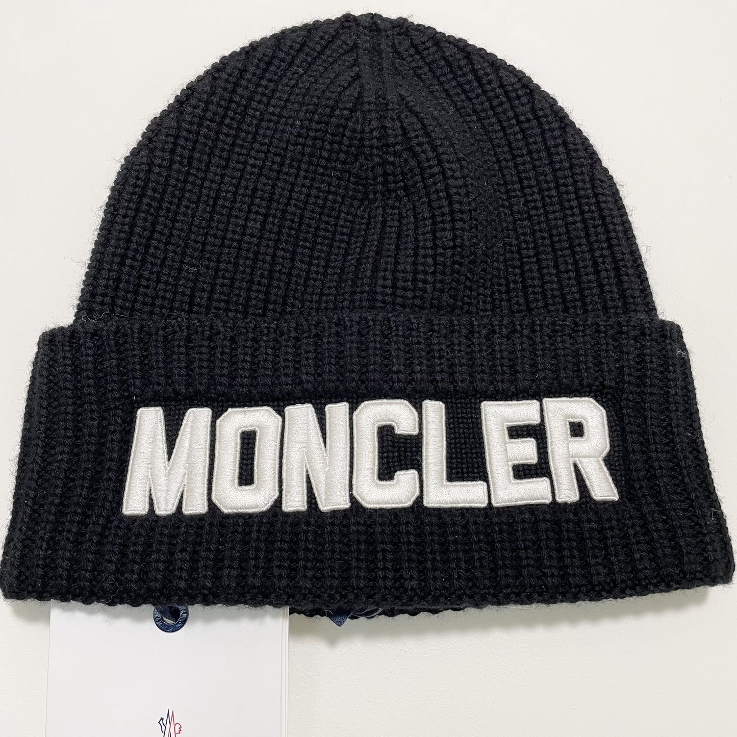 MONCLER モンクレール ニットキャップ ニット帽 帽子 ロゴ ユニセックス 刺繍 メンズ レディース ブラック 新品未使用