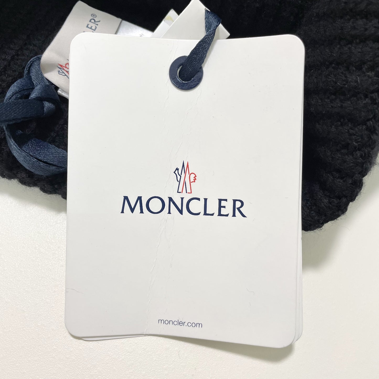 MONCLER モンクレール ニットキャップ ニット帽 帽子 ロゴ ユニセックス 刺繍 メンズ レディース ブラック 新品未使用