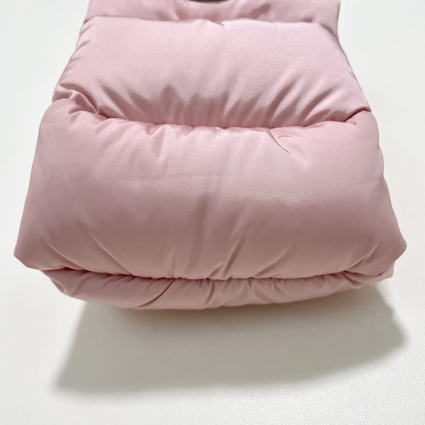 MONCLER モンクレール ショルダーバッグ ミニバッグ キルティング レディース ピンク ロゴ シンプル ダウン 新品未使用