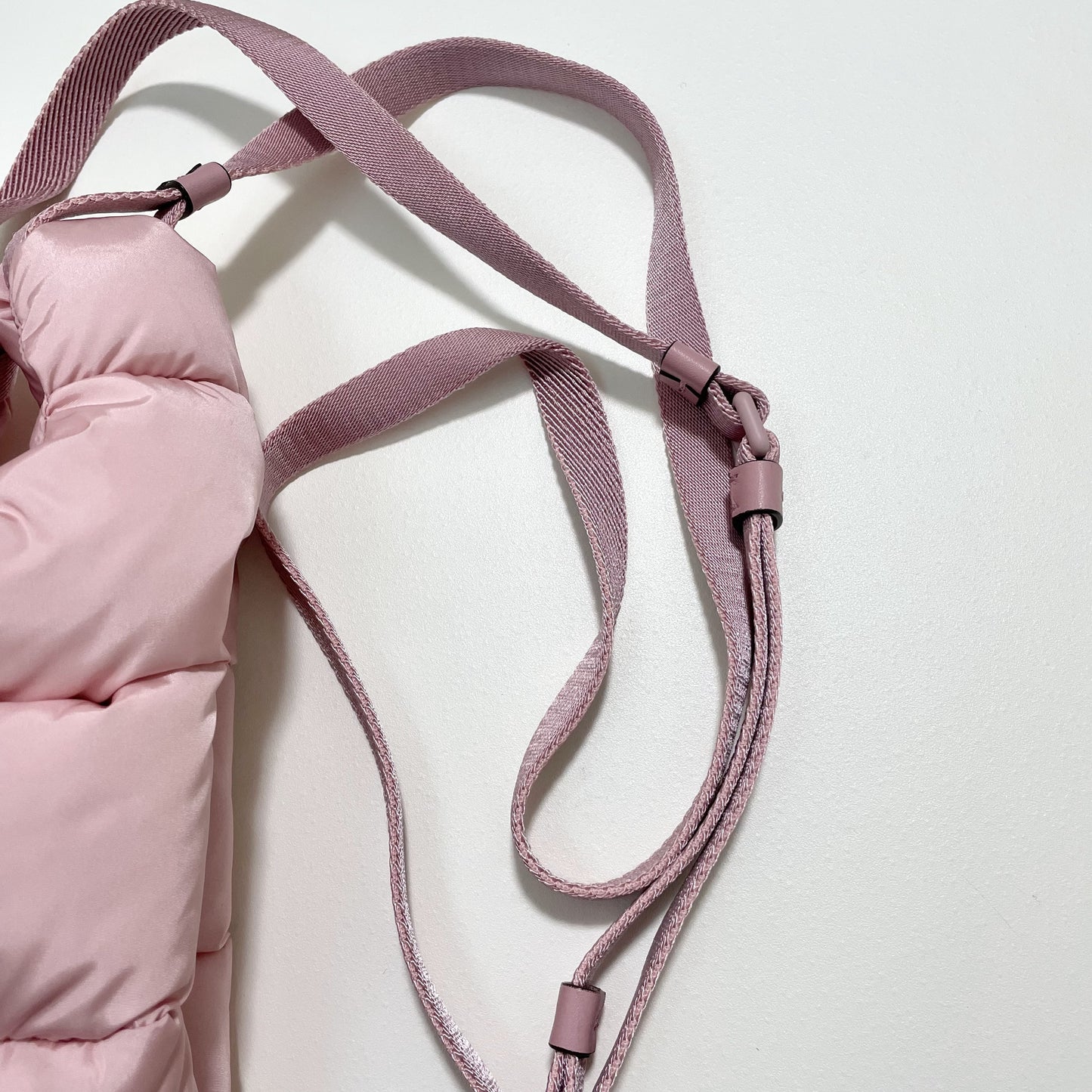 MONCLER モンクレール ショルダーバッグ ミニバッグ キルティング レディース ピンク ロゴ シンプル ダウン 新品未使用