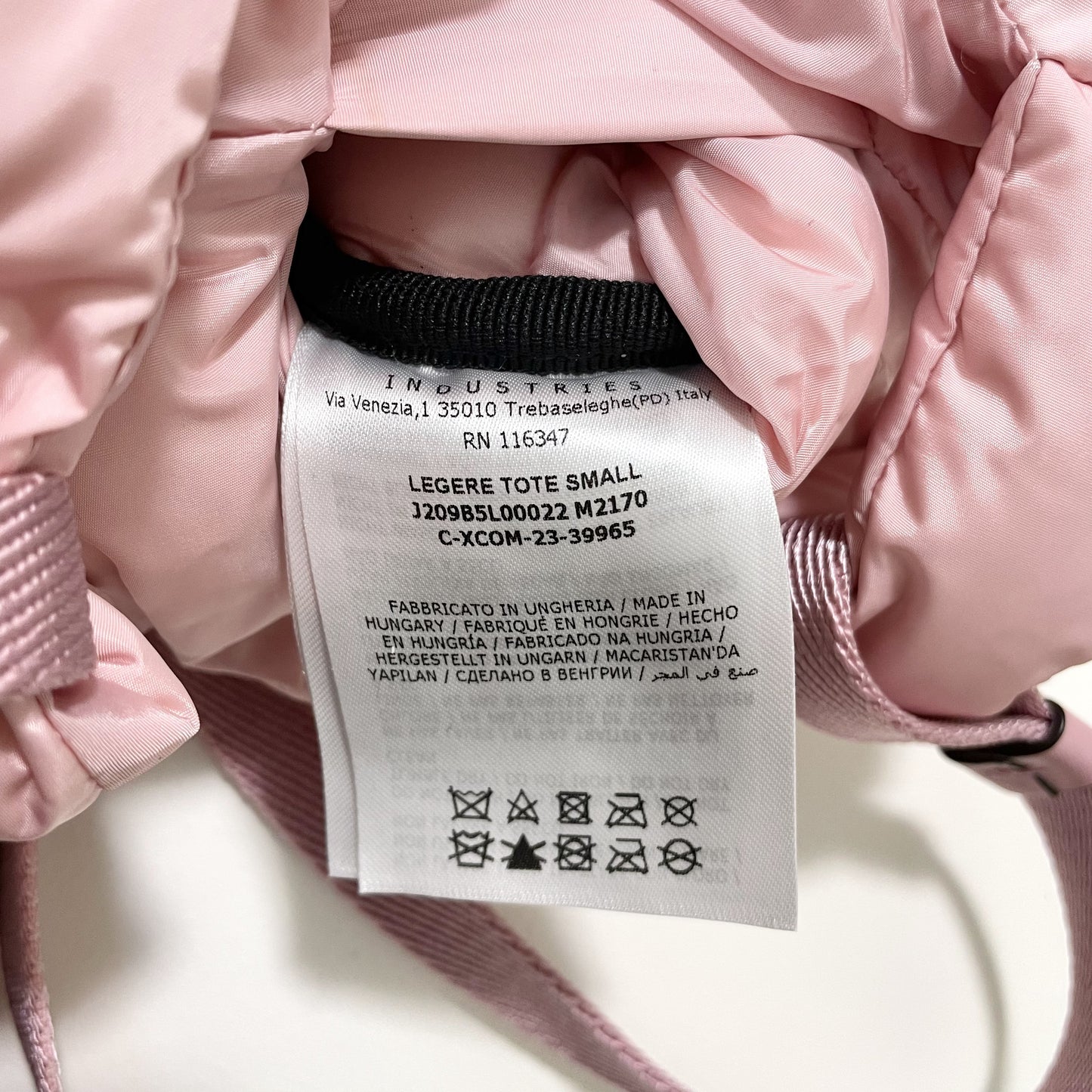 MONCLER モンクレール ショルダーバッグ ミニバッグ キルティング レディース ピンク ロゴ シンプル ダウン 新品未使用