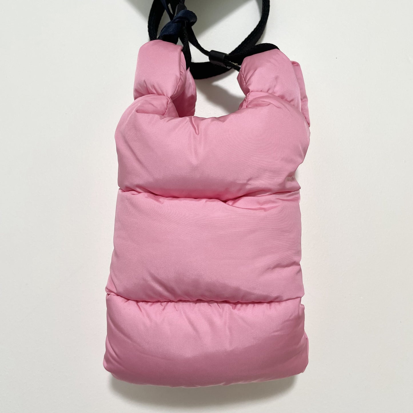 MONCLER モンクレール ショルダーバッグ ミニバッグ キルティング レディース ピンク ロゴ シンプル ダウン 新品未使用