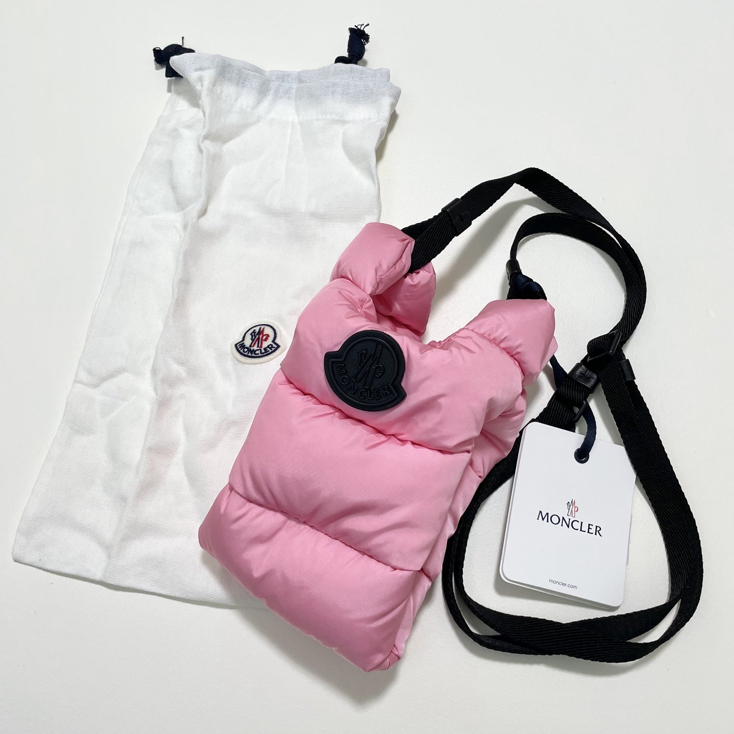 MONCLER モンクレール ショルダーバッグ ミニバッグ キルティング レディース ピンク ロゴ シンプル ダウン 新品未使用