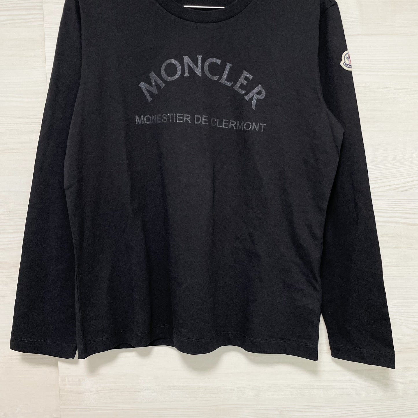 MONCLER モンクレール Tシャツ 長袖 カットソー プリント クルーネック レディース ブラック シンプル 新品未使用