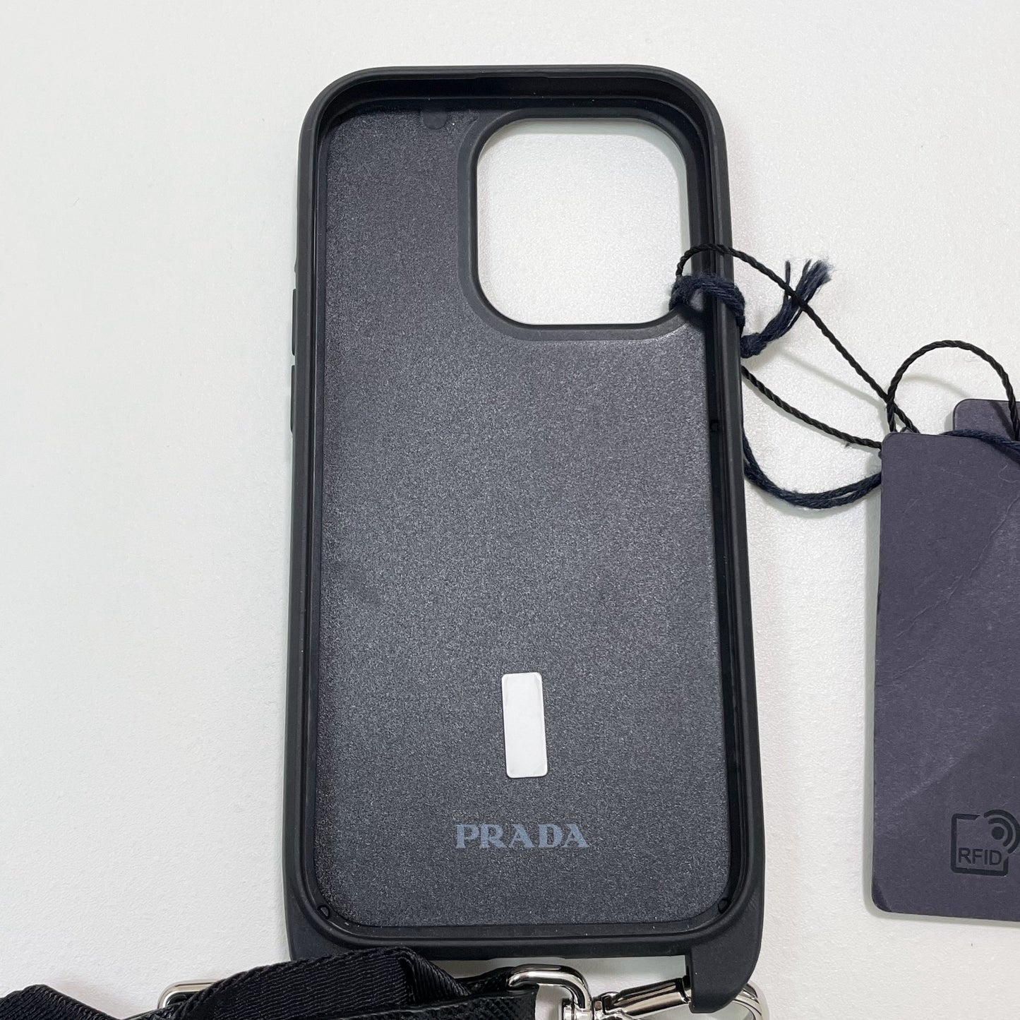 PRADA プラダ iPhone 14 Pro ケース スマホケース ショルダー ストラップ シンプル レディース 黒 新品未使用