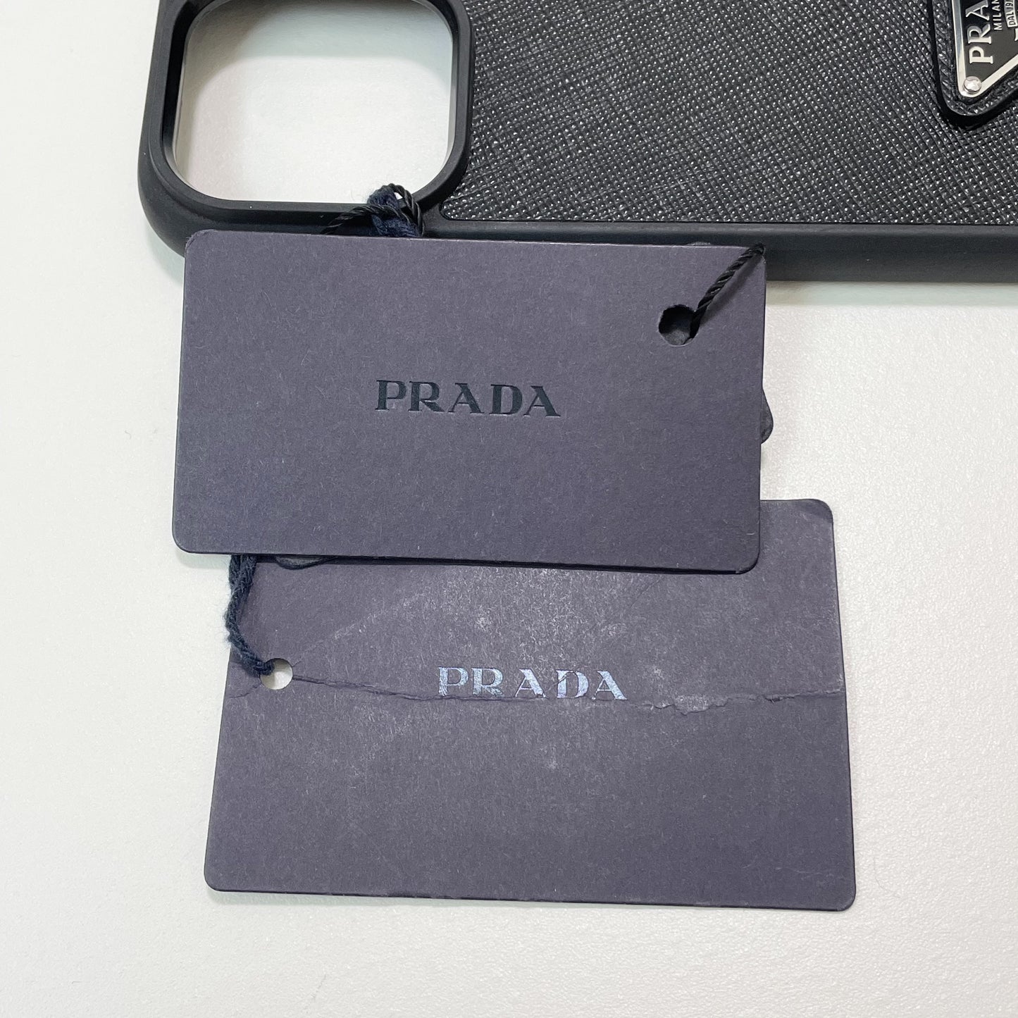 PRADA プラダ iPhone 14 Pro ケース スマホケース ショルダー ストラップ シンプル レディース 黒 新品未使用