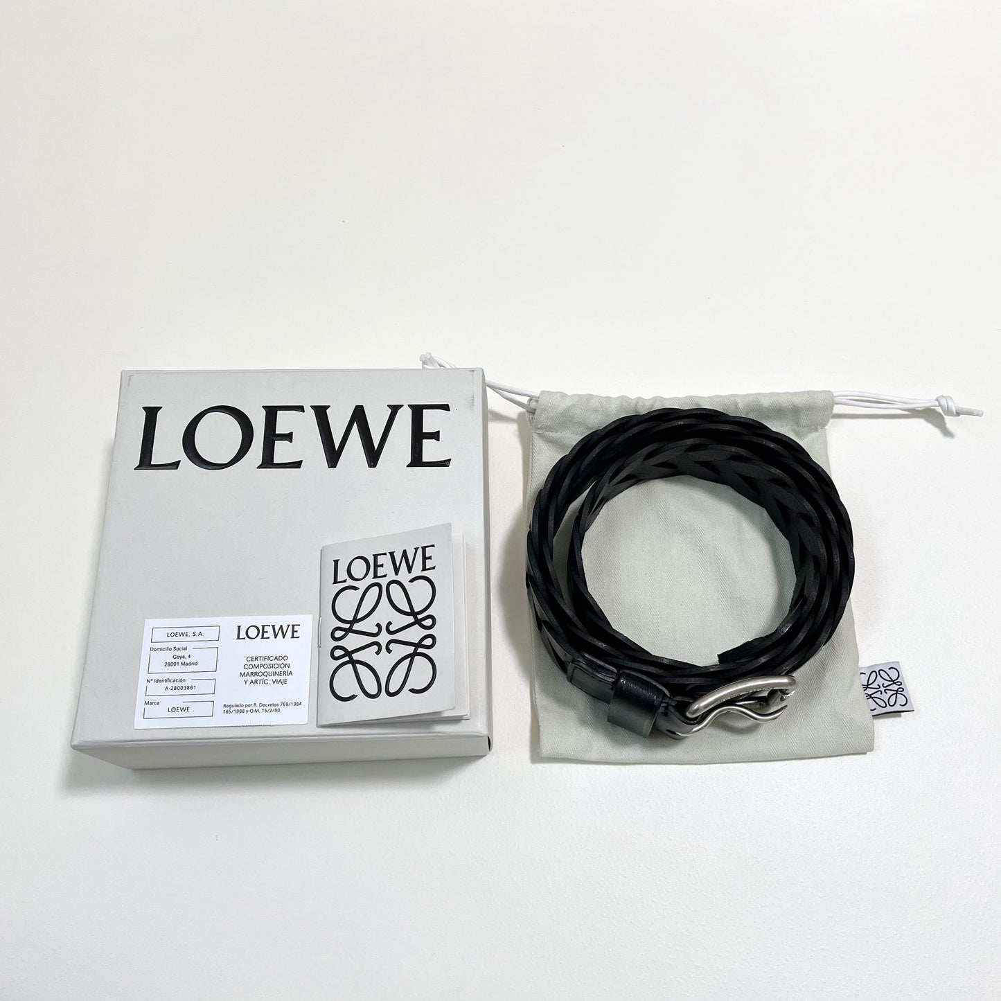 LOEWE  ロエベ ベルト 編み込み メンズ 男性 レディース 女性 ロゴ バックル ブランド 黒 ブラック 新品未使用