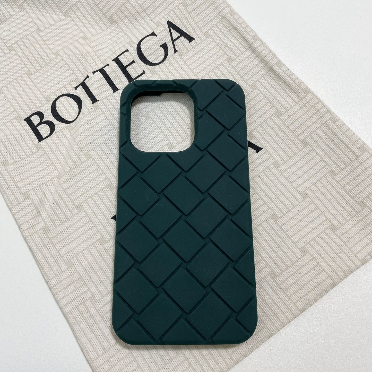 BOTTEGA VENETA ボッテガヴェネタ iPhone14 Pro ケース スマホケース グリーン アイフォン 新品未使用