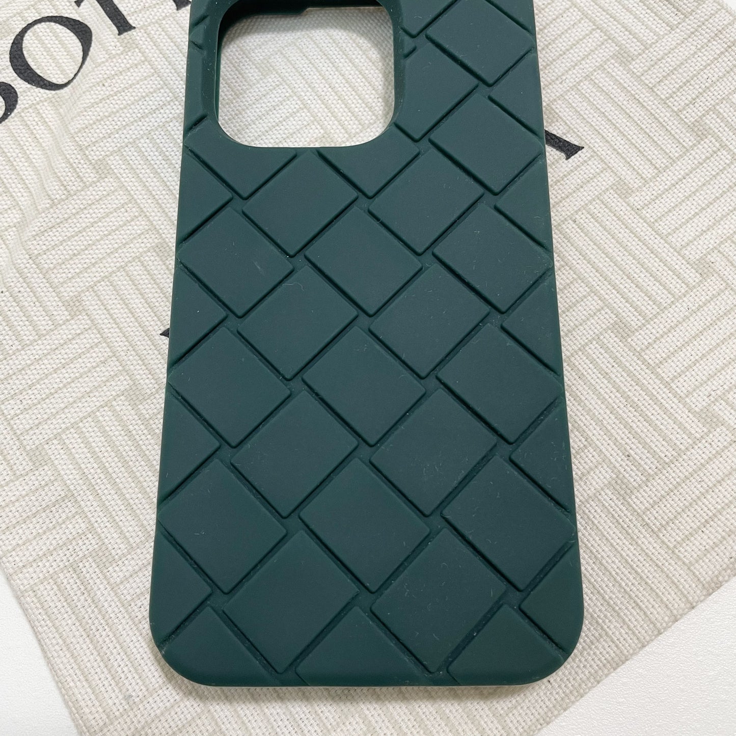 BOTTEGA VENETA ボッテガヴェネタ iPhone14 Pro ケース スマホケース グリーン アイフォン 新品未使用
