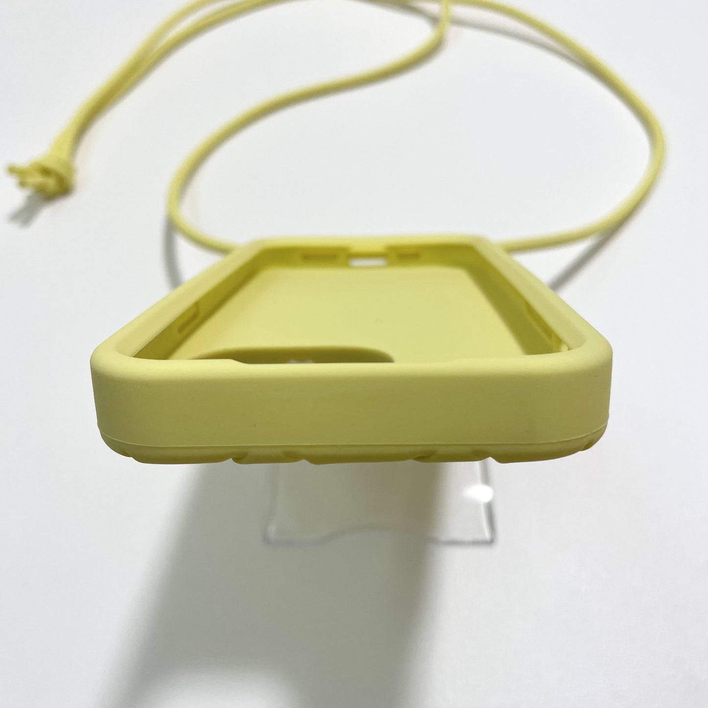 BOTTEGA VENETA ボッテガヴェネタ iPhone14 Pro ケース スマホケース イエロー アイフォン 新品未使用