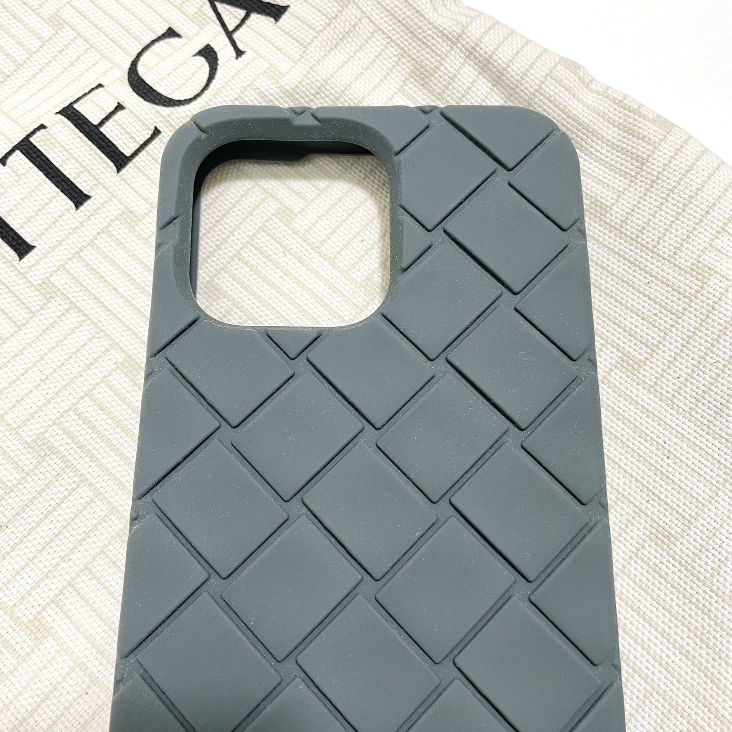 BOTTEGA VENETA ボッテガヴェネタ iPhone14 Pro Max ケース スマホケース アイフォン 新品未使用
