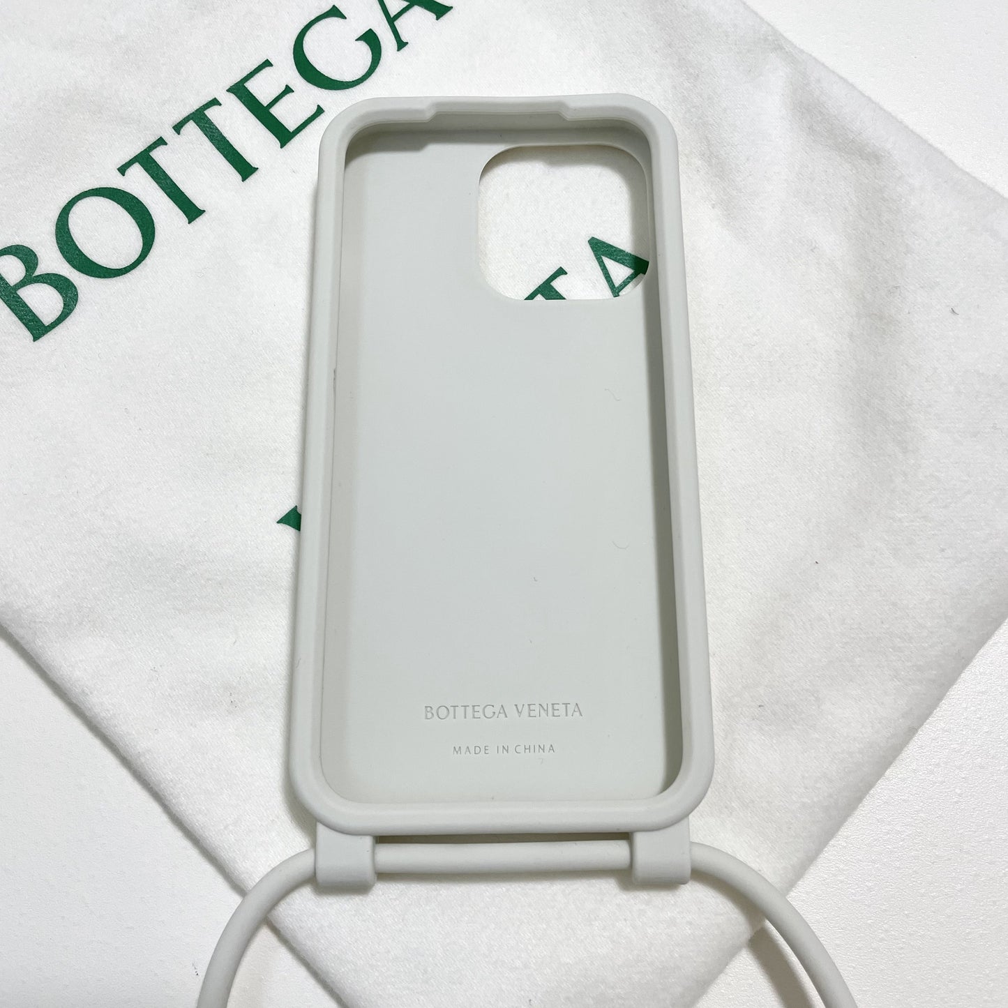 BOTTEGA VENETA ボッテガヴェネタ iPhone13Pro ケース アイフォンケース スマホケース 白 アイフォン 新品未使用