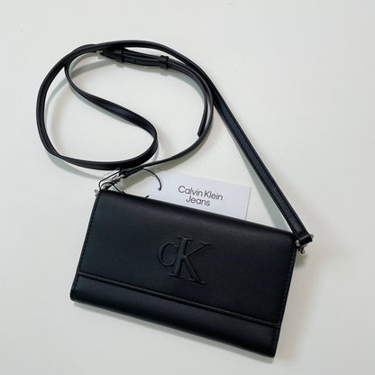 Calvin Klein カルバンクライン ショルダーバッグ クロスボディバッグ 斜め掛け ウォレット 財布 ロゴ 黒 ブラック