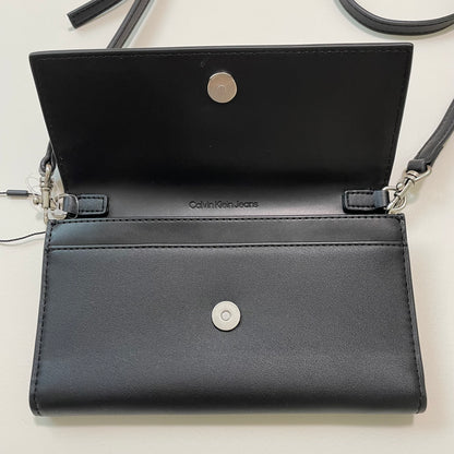 Calvin Klein カルバンクライン ショルダーバッグ クロスボディバッグ 斜め掛け ウォレット 財布 ロゴ 黒 ブラック