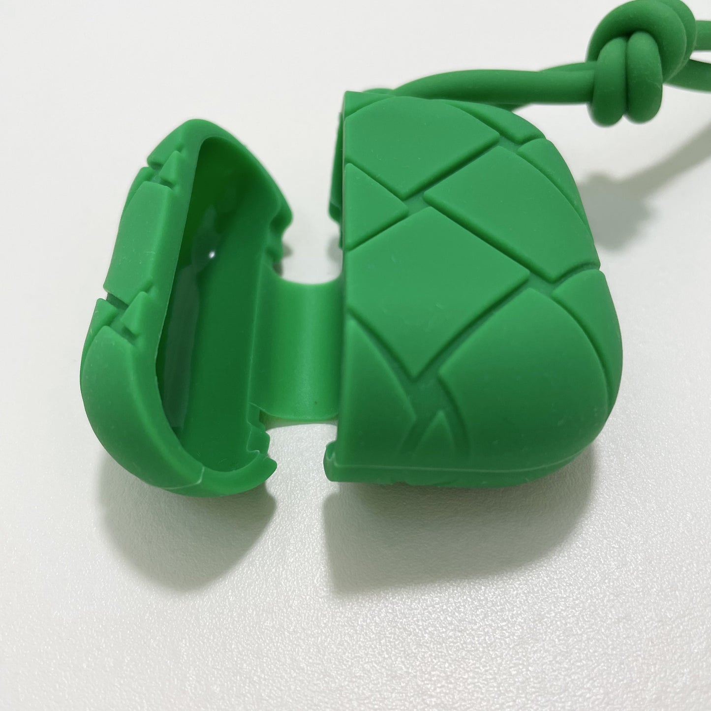 BOTTEGA VENETA ボッテガヴェネタ AirPods 第3世代 ケース エアポッツ 緑 グリーン イヤホン 新品未使用