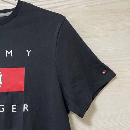 TOMMY HILFIGER トミーヒルフィガー Tシャツ S/L カットソー 半袖 プリント ロゴ シンプル メンズ 綿 ブラック