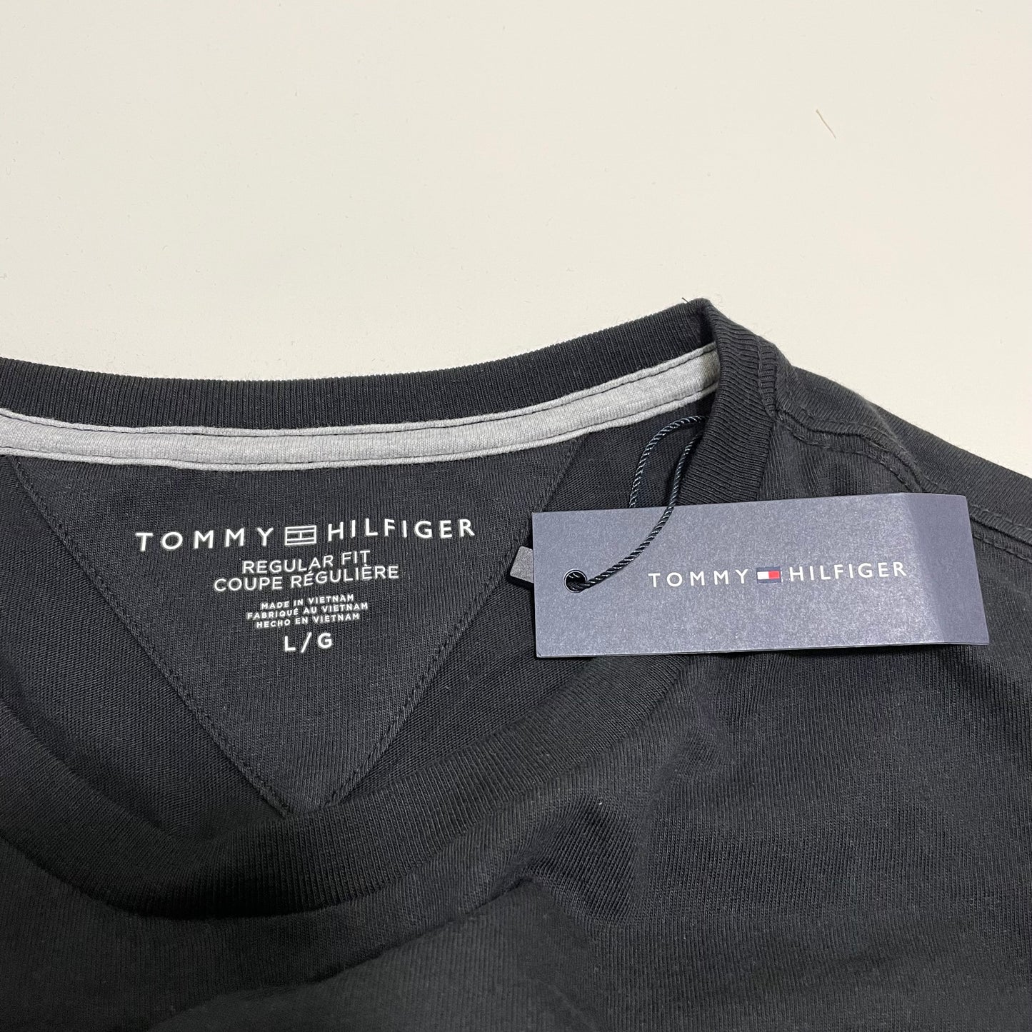 TOMMY HILFIGER トミーヒルフィガー Tシャツ L カットソー 半袖 プリント ロゴ シンプル メンズ 綿 ブラック