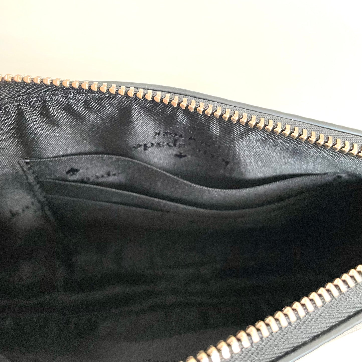 ケイトスペード クラッチバッグ リストレット フラワー レディース ポーチ 黒