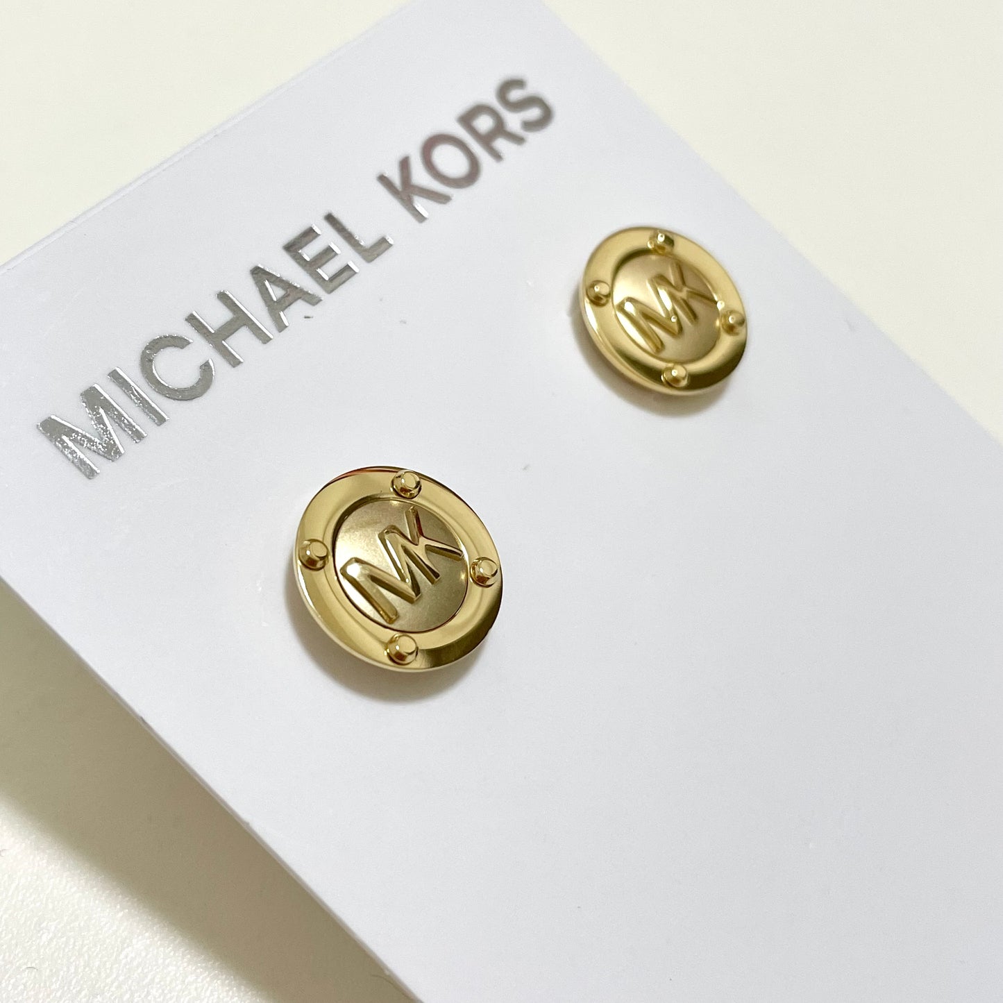 MICHAEL KORS マイケルコース ピアス アクセサリー レディース サークル ロゴ MK 上品 おしゃれ 可愛い ゴールド
