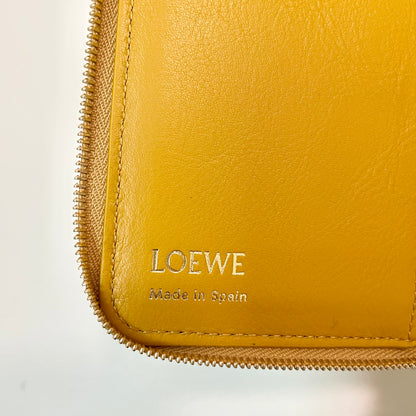 LOEWE ロエベ 財布 ウォレット ノット コンパクト ジップアラウンドレディース シャイニーナパカーフ 黄 イエロー ミニ財布