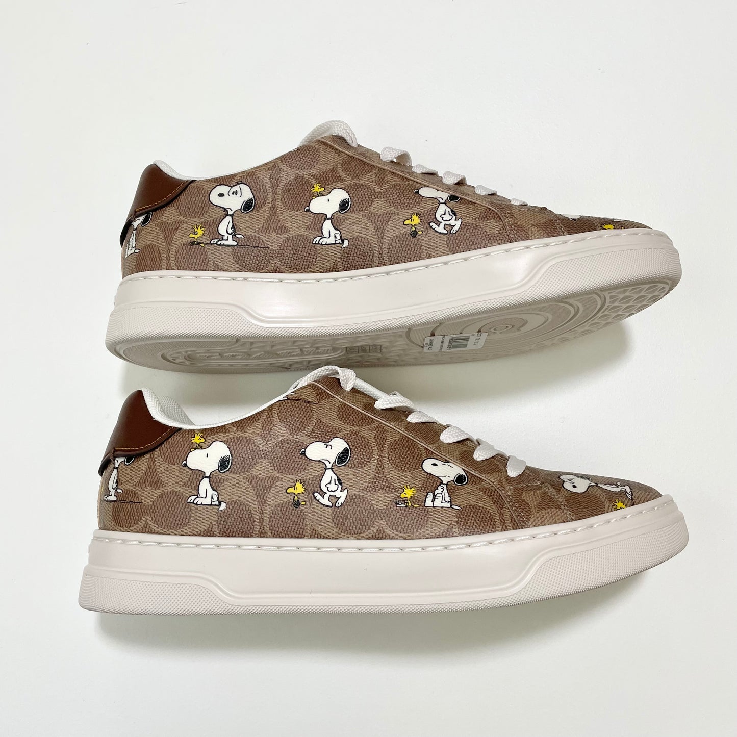 COACH コーチ PEANUTS SNOOPY スヌーピー コラボ スニーカー 26.5cm シグネチャー レディース ブラウン
