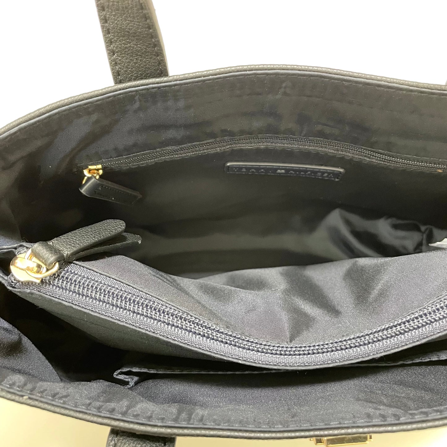 TOMMY HILFIGER トミーヒルフィガー ショルダーバッグ 斜め掛け レディース シンプル ロゴ トリコロール ブラック