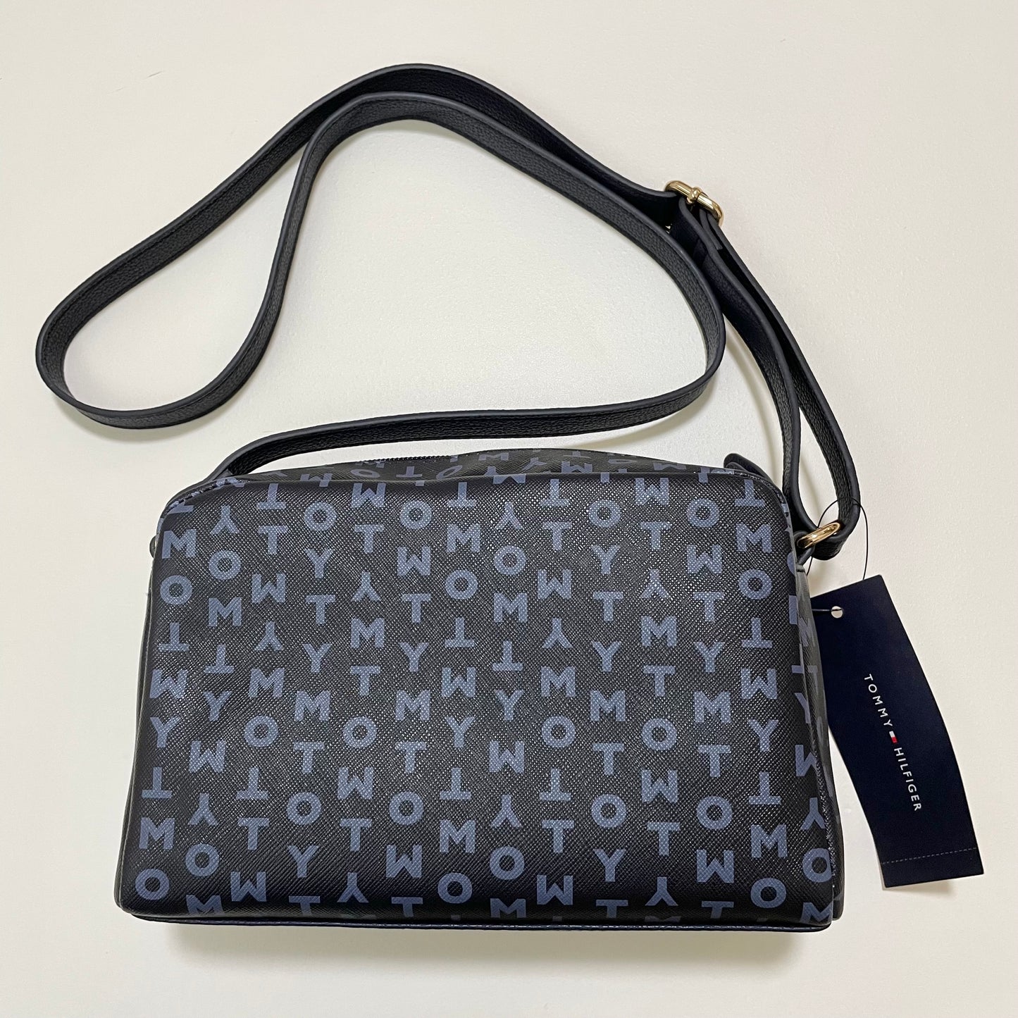 TOMMY HILFIGER トミーヒルフィガー ショルダーバッグ 斜め掛け ミニバッグ レディース トリコロール 総柄 ネイビー