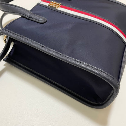 TOMMY HILFIGER トミーヒルフィガー ショルダーバッグ 斜め掛け ミニバッグ レディース ナイロン シンプル ネイビー